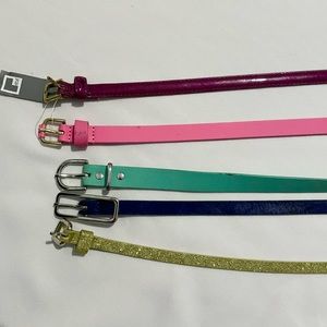 Lot of belts, 5 thin belts or various colors
